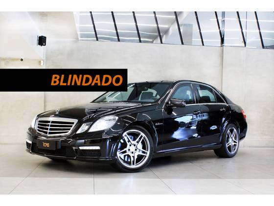 MERCEDES-BENZ E 63 AMG 6.2 SEDAN V8 32V GASOLINA 4P AUTOMÁTICO